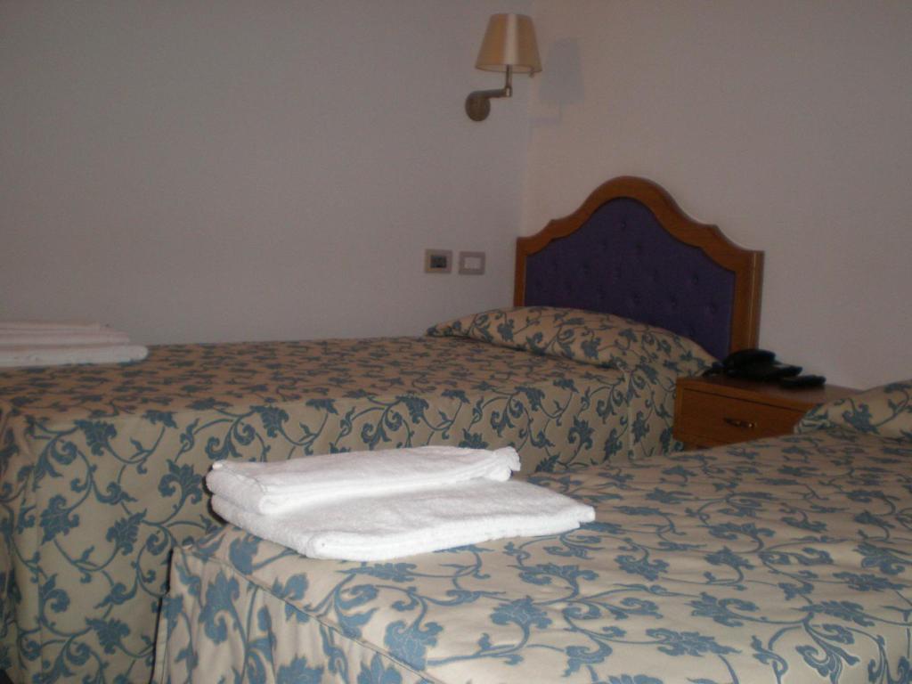 Villa Aretusi Bolonha Quarto foto